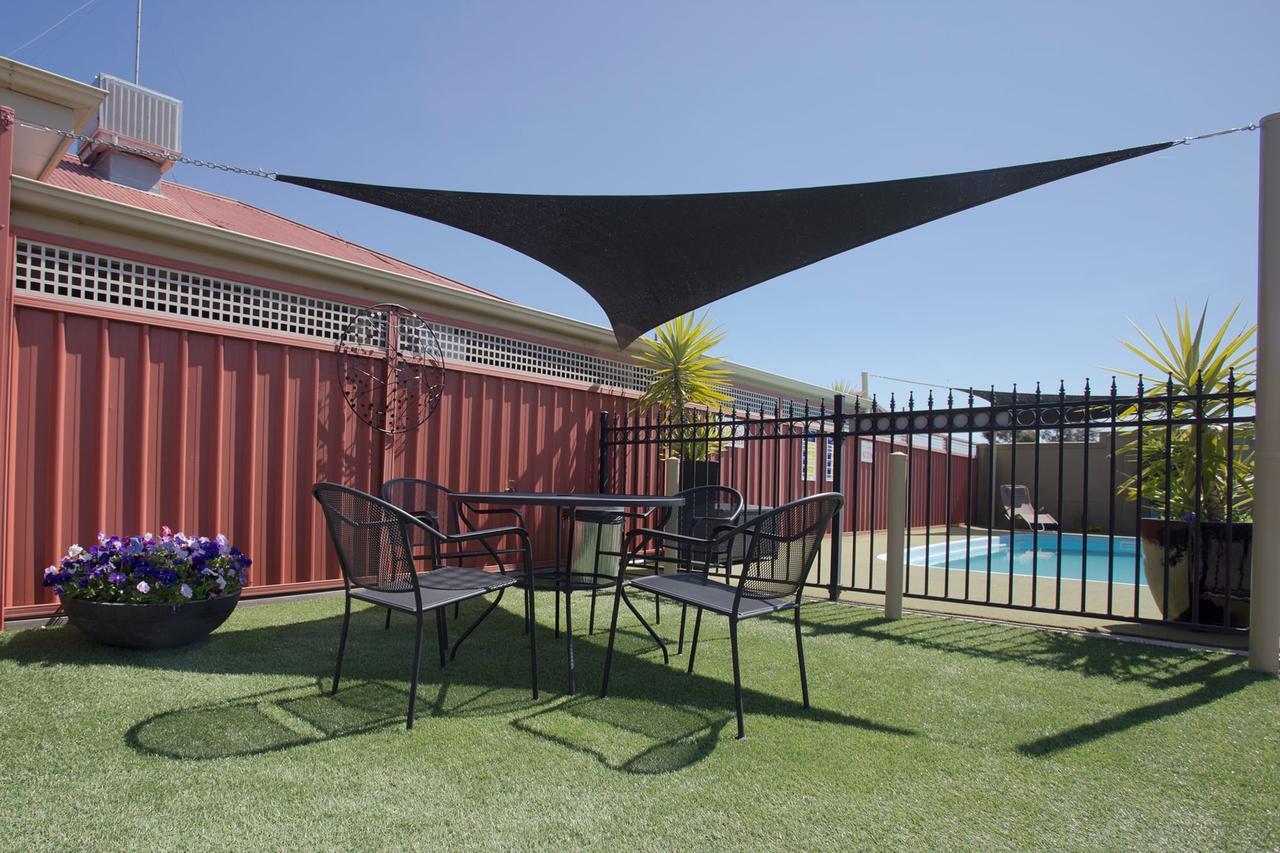 Horsham Country City Motor Inn Экстерьер фото